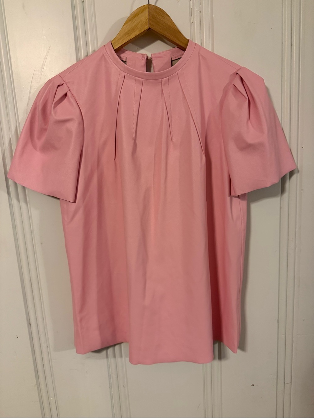 Trina Turk Pink Short-Sleeve Pleated Blouse - Small